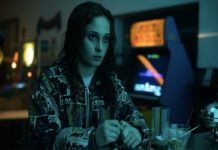 “Bang Bang Baby”: dentro l’Italia degli anni ’80, sfavillante e corrotta