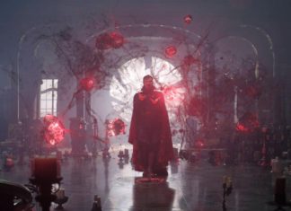 “Doctor Strange nel Multiverso della Follia”: uno dei cinecomic Marvel più impegnati e impegnativi