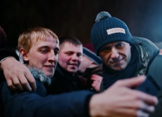 “Navalny”: la coraggiosa lotta di un uomo contro il potere e la corruzione