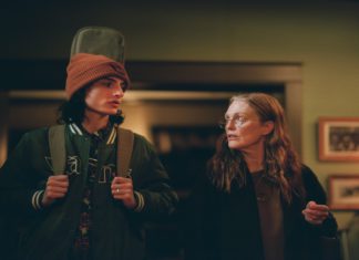 “When you finish saving the world”: un’opera prima pungente e ironica