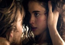 “Stars at noon”: un film tropicale ed enigmatico che risulta fuori tempo