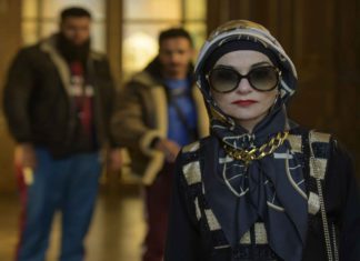 “La Padrina – Parigi ha una nuova padrona”: tra commedia e noir