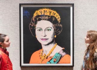 “Ritratto di Regina”: Elisabetta II e il suo mito attraverso 60 scatti d’autore